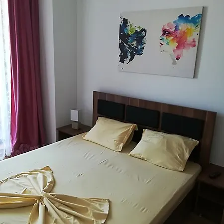 Darius Apartman *